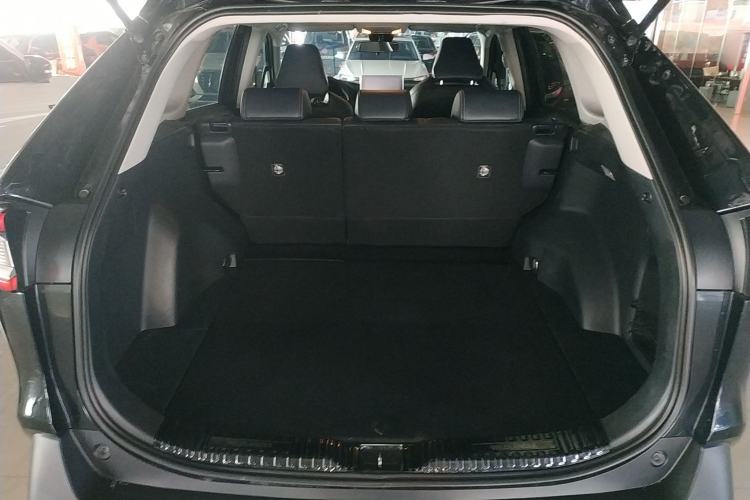 Used Toyota Wildlander 2021 2.0L CVT 4x4 Luxury Edition Trunk