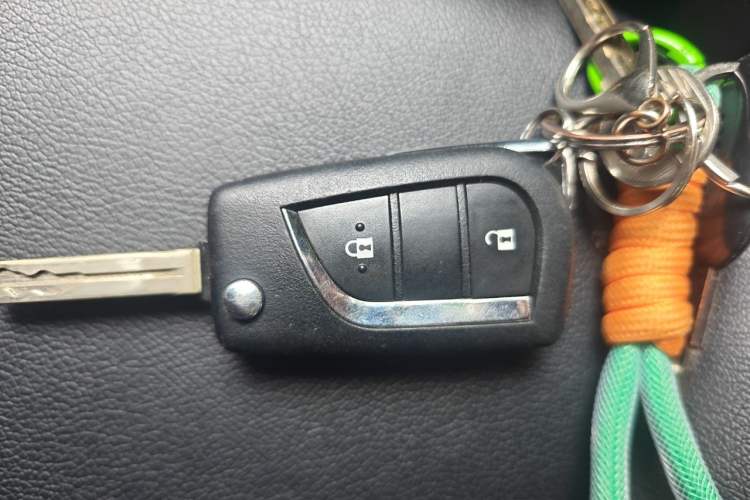Used Toyota Wildlander 2021 2.0L CVT Two-Wheel Drive Luxury Edition Vehicle Key