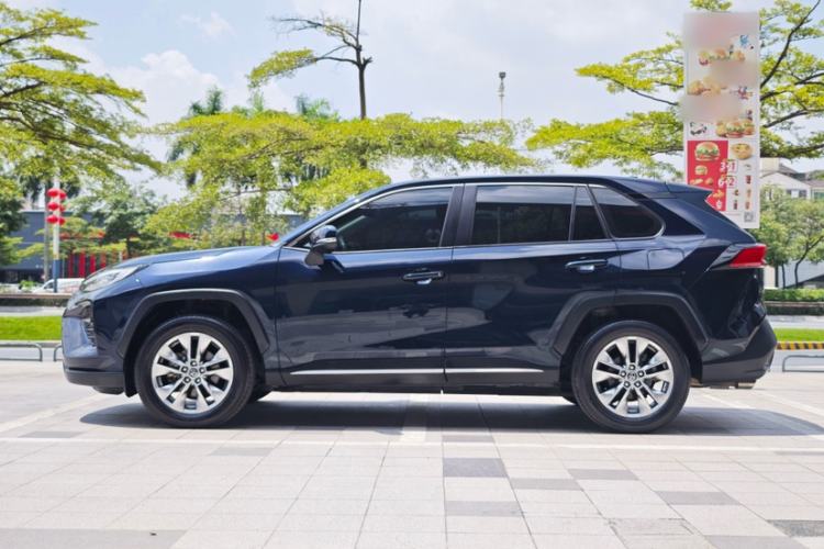 Used Toyota Wildlander 2021 2.0L CVT Two-Wheel Drive Luxury Edition Exterior 10