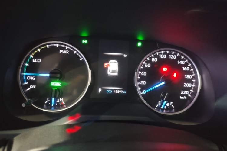 Used Toyota Wildlander 2021 Dual-Engine 2.5L E-CVT Two-Wheel Drive Luxury Edition Instrument Cluster