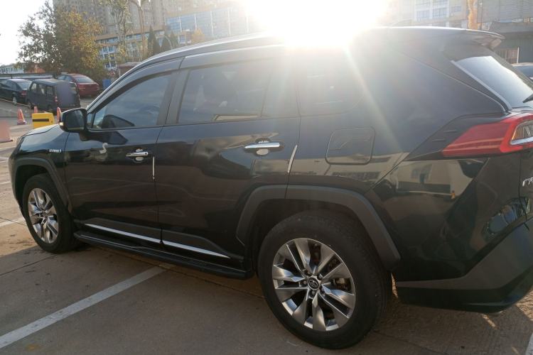 Used Toyota Wildlander 2021 Dual-Engine 2.5L E-CVT Two-Wheel Drive Luxury Edition Left Side