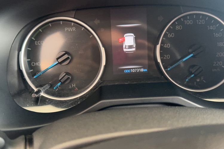 Used Toyota Wildlander 2021 Dual-Engine 2.5L E-CVT Two-Wheel Drive Luxury Edition Odometer Close Up