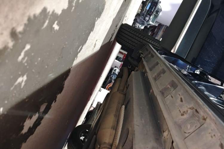 Used Toyota Wildlander 2021 Dual-Engine 2.5L E-CVT Two-Wheel Drive Luxury Edition Right Side Sill