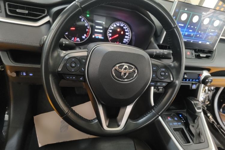 Used Toyota Wildlander 2021 2.0L CVT Two-Wheel Drive Luxury Edition Steering Wheel