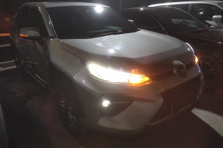 Used Toyota Wildlander 2021 2.0L CVT Two-Wheel Drive Luxury Edition Exterior 2