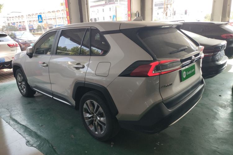 Used Toyota Wildlander 2021 2.0L CVT Two-Wheel Drive Luxury Edition Exterior 3