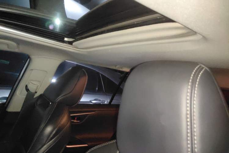 Used Toyota Wildlander 2021 2.0L CVT Two-Wheel Drive Luxury Edition Headliner