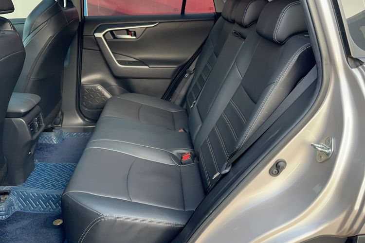 Used Toyota Wildlander 2021 2.0L CVT Two-Wheel Drive Luxury Edition Interior 1