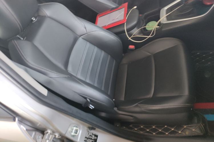 Used Toyota Wildlander 2021 2.0L CVT Two-Wheel Drive Luxury Edition Right Front Seat