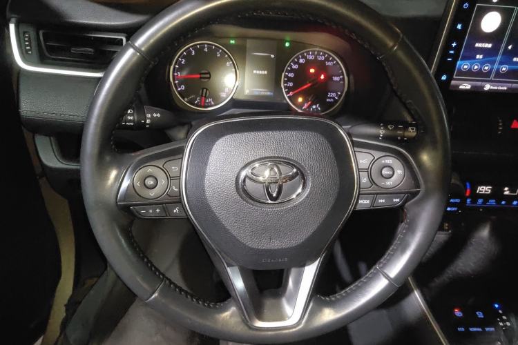 Used Toyota Wildlander 2021 2.0L CVT Two-Wheel Drive Luxury Edition Steering Wheel