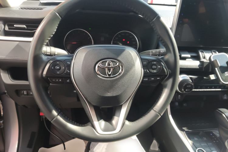 Used Toyota Wildlander 2021 2.0L CVT 4x4 Luxury Edition Steering Wheel