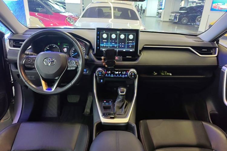 Used Toyota Wildlander 2021 Dual-Engine 2.5L E-CVT Two-Wheel Drive Luxury Edition Center Console