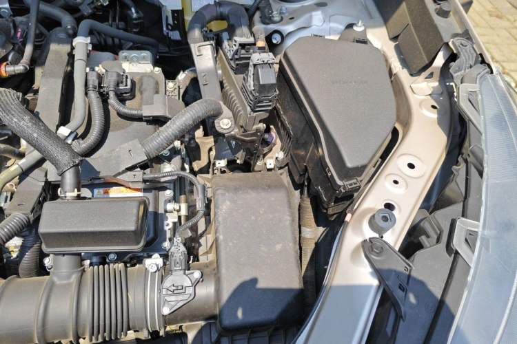 Used Toyota Wildlander 2021 Dual-Engine 2.5L E-CVT Two-Wheel Drive Luxury Edition Engine Bay Left