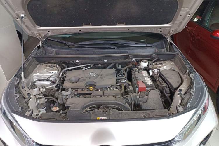 Used Toyota Wildlander 2021 2.0L CVT Two-Wheel Drive Luxury Edition Engine Bay