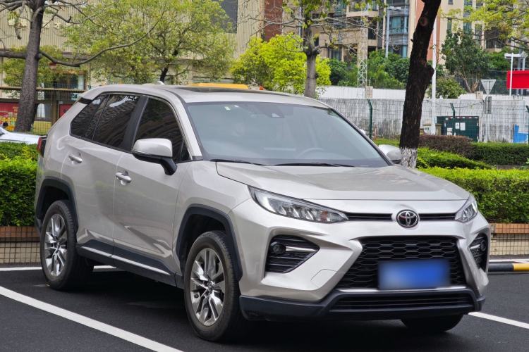 Used Toyota Wildlander 2021 2.0L CVT Two-Wheel Drive Luxury Edition Exterior 2