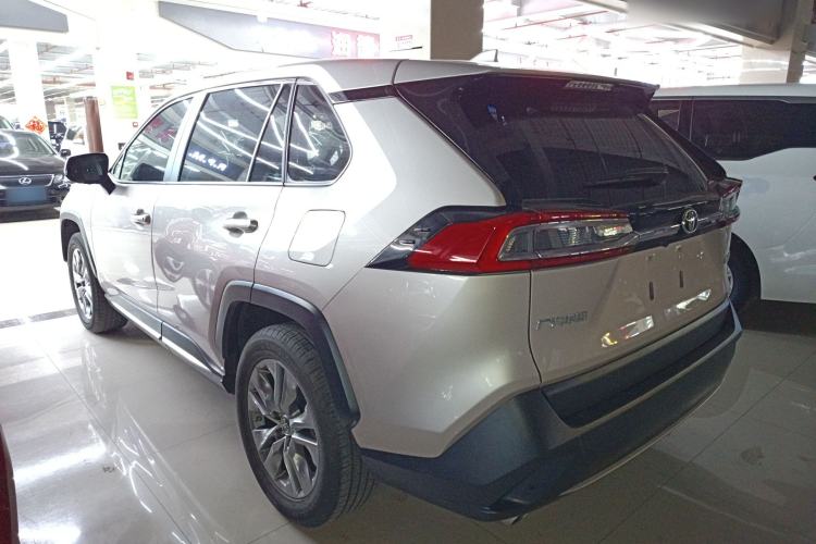 Used Toyota Wildlander 2021 2.0L CVT Two-Wheel Drive Luxury Edition Exterior 2