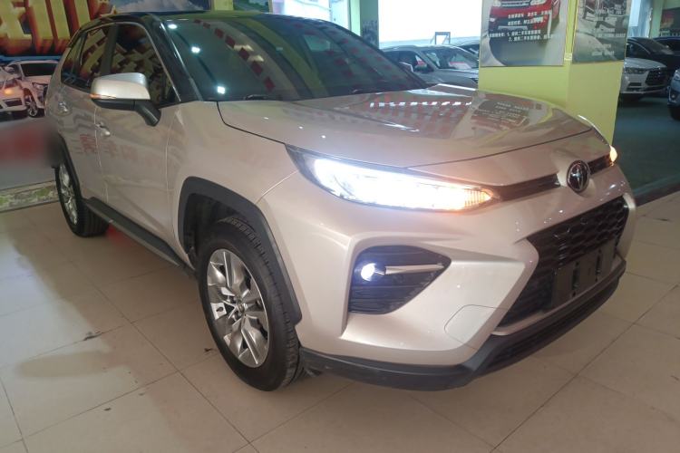 Used Toyota Wildlander 2021 2.0L CVT 4x4 Luxury Edition Front Right 45 Deg