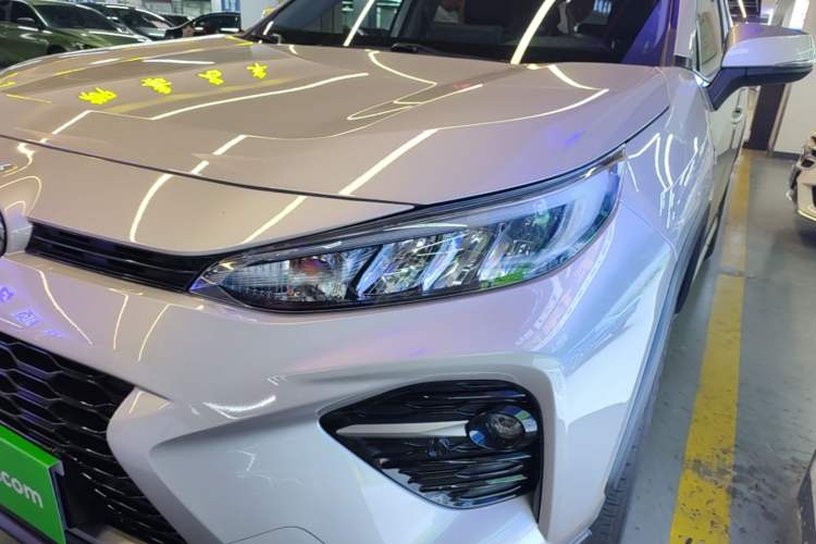 Used Toyota Wildlander 2021 Dual-Engine 2.5L E-CVT Two-Wheel Drive Luxury Edition Left Front Headlight
