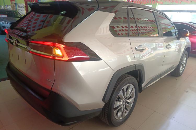 Used Toyota Wildlander 2021 2.0L CVT 4x4 Luxury Edition Rear Right 45 Deg