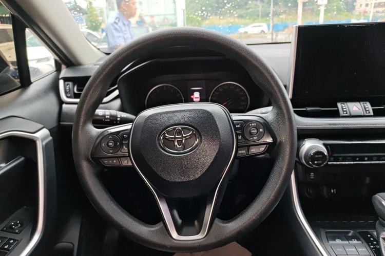 Used Toyota Wildlander 2021 2.0L CVT Two-Wheel Drive Luxury Edition Steering Wheel