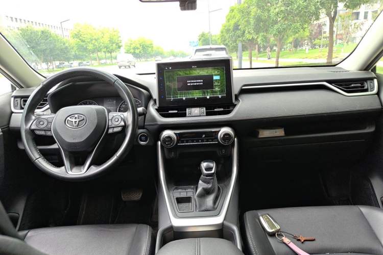 Used Toyota Wildlander 2021 2.0L CVT Two-Wheel Drive Luxury Edition Center Console