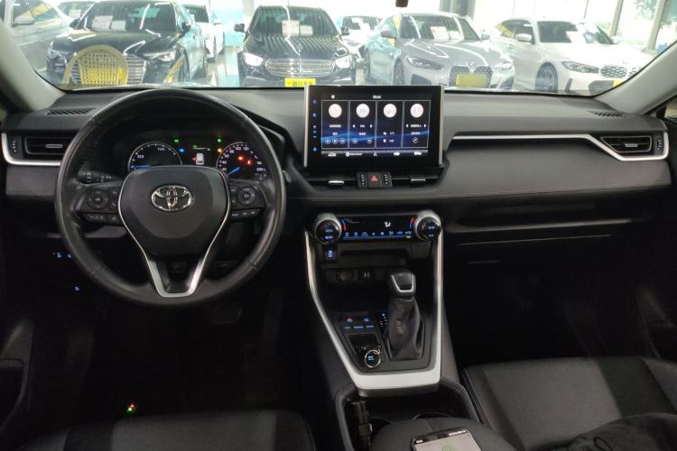Used Toyota Wildlander 2021 Dual-Engine 2.5L E-CVT Two-Wheel Drive Luxury Edition Center Console