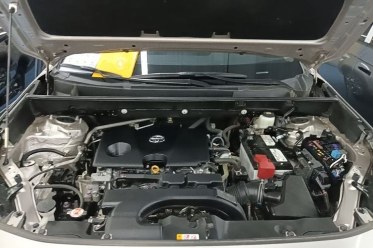 Used Toyota Wildlander 2021 2.0L CVT Two-Wheel Drive Luxury Edition Engine Bay