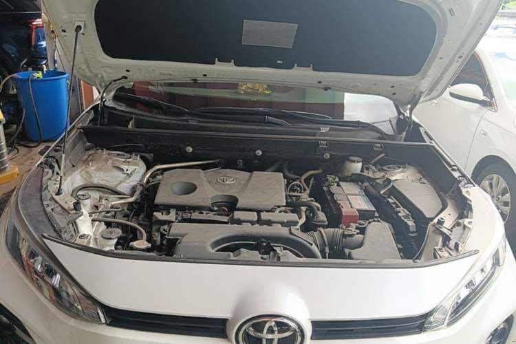 Used Toyota Wildlander 2021 2.0L CVT Two-Wheel Drive Luxury Edition Engine Bay
