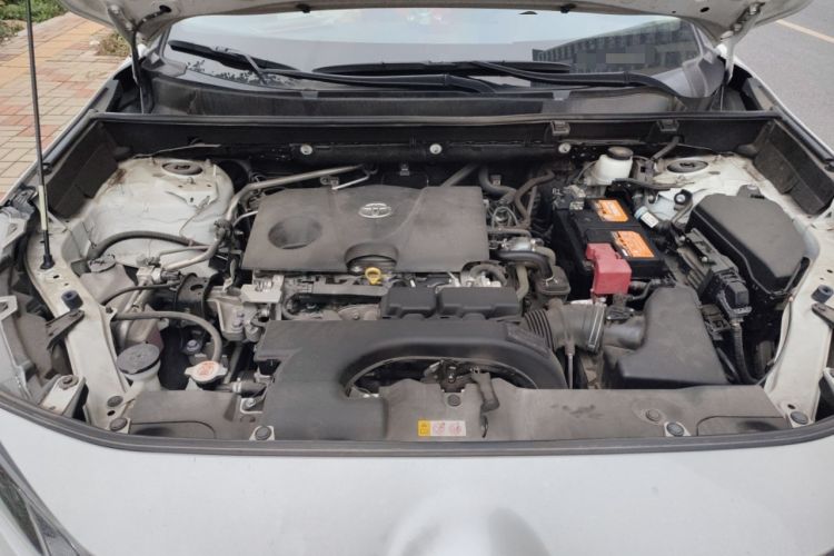 Used Toyota Wildlander 2021 2.0L CVT Two-Wheel Drive Luxury Edition Engine Bay