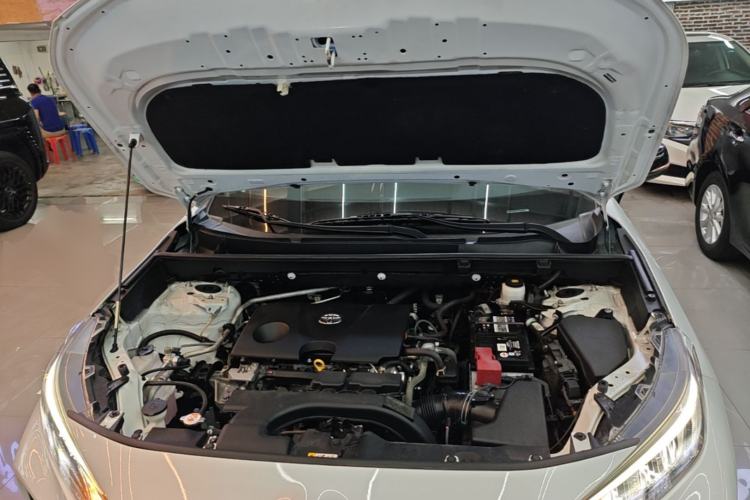 Used Toyota Wildlander 2021 2.0L CVT 4x4 Luxury Edition Engine Bay