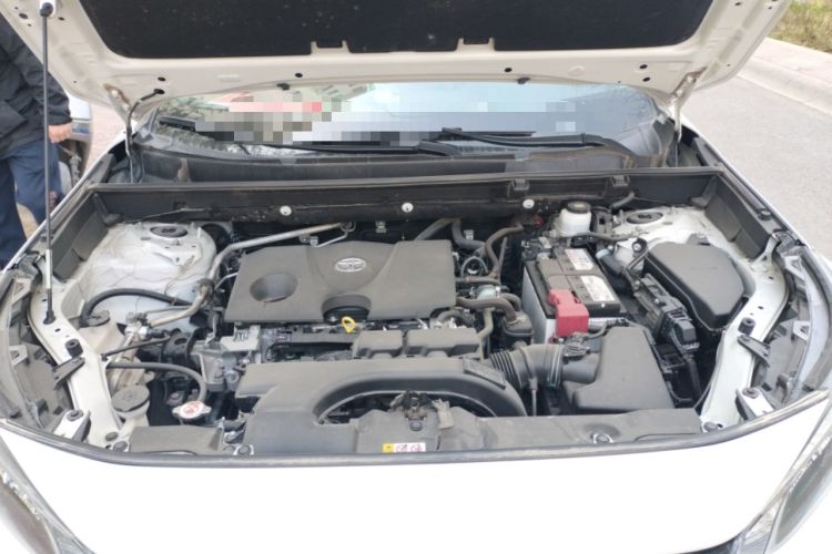 Used Toyota Wildlander 2021 2.0L CVT 4x4 Luxury Edition Engine Bay