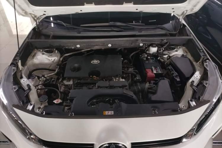 Used Toyota Wildlander 2021 2.0L CVT Two-Wheel Drive Luxury Edition Engine Bay