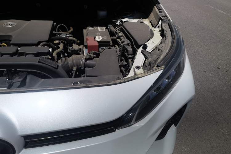 Used Toyota Wildlander 2021 2.0L CVT 4x4 Luxury Edition Engine Bay Left
