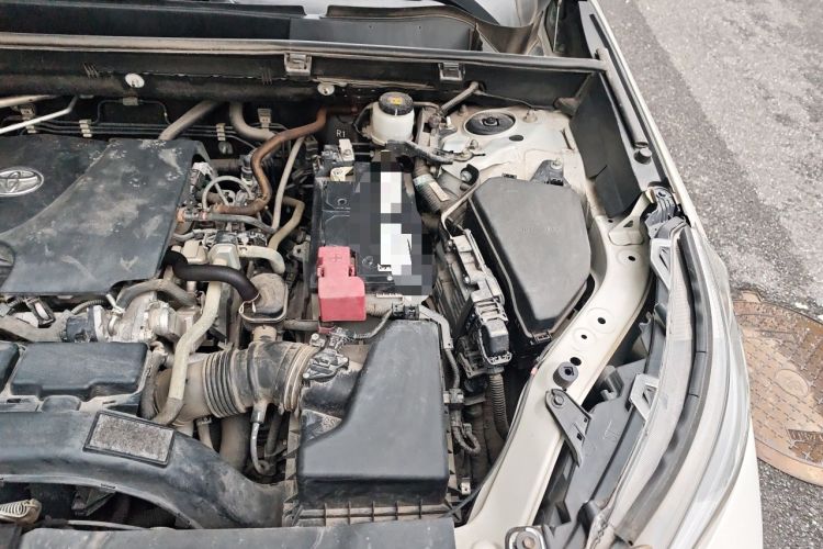 Used Toyota Wildlander 2021 2.0L CVT Two-Wheel Drive Luxury Edition Engine Bay Left