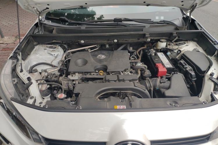 Used Toyota Wildlander 2021 2.0L CVT Two-Wheel Drive Luxury Edition Engine Bay