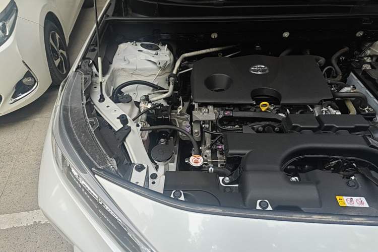 Used Toyota Wildlander 2021 2.0L CVT Two-Wheel Drive Luxury Edition Engine Bay Right