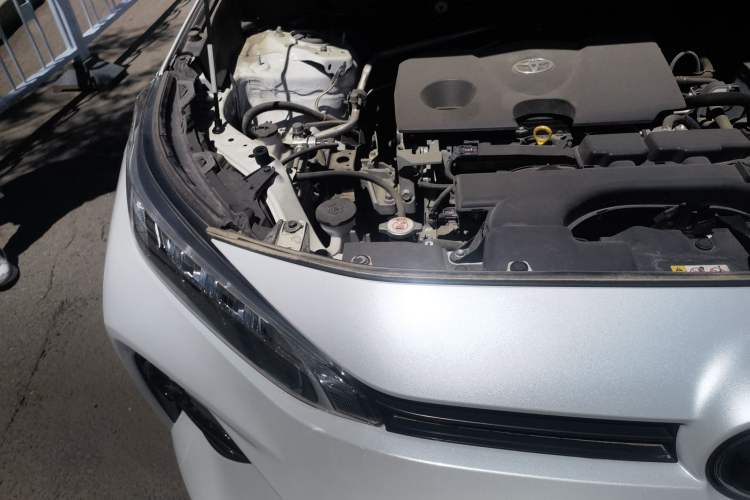 Used Toyota Wildlander 2021 2.0L CVT 4x4 Luxury Edition Engine Bay Right
