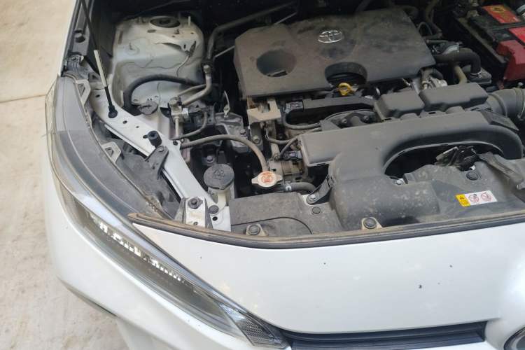 Used Toyota Wildlander 2021 2.0L CVT 4x4 Luxury Edition Engine Bay Right