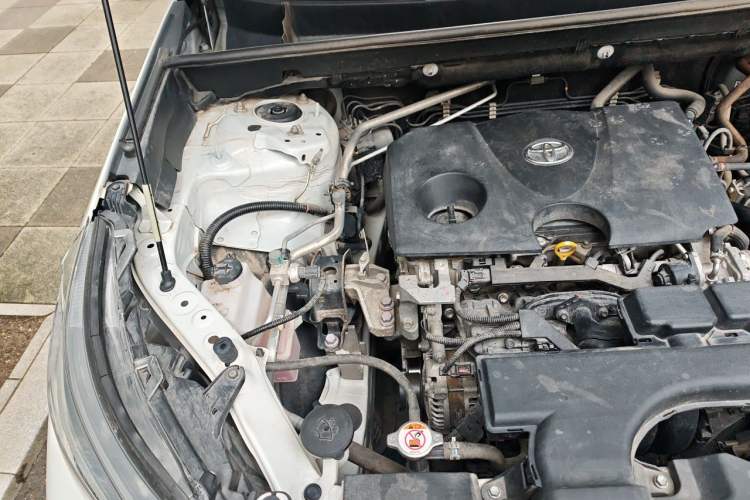 Used Toyota Wildlander 2021 2.0L CVT Two-Wheel Drive Luxury Edition Engine Bay Right