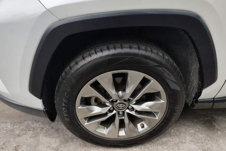 Used Toyota Wildlander 2021 2.0L CVT Two-Wheel Drive Luxury Edition Exterior 1