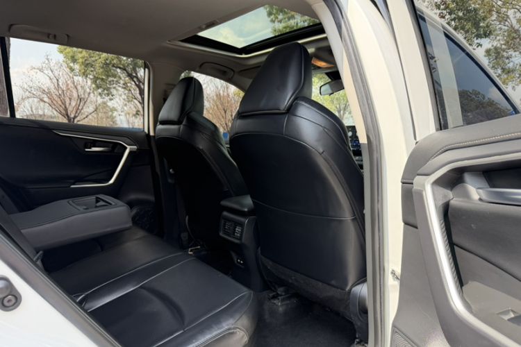 Used Toyota Wildlander 2021 Dual-Motor 2.5L E-CVT Four-Wheel Drive Luxury Edition Exterior 1