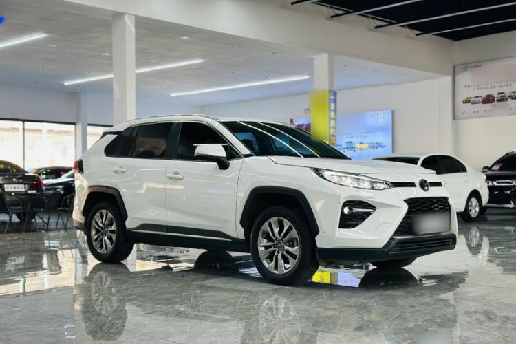 Used Toyota Wildlander 2021 2.0L CVT 4x4 Luxury Edition Exterior 2