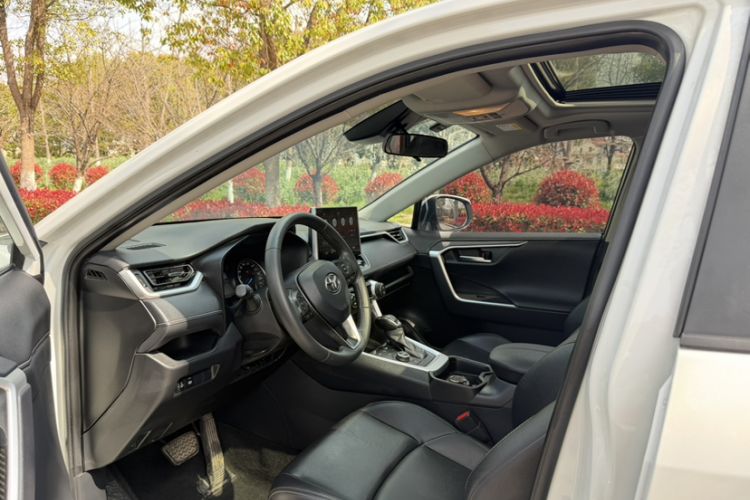 Used Toyota Wildlander 2021 Dual-Motor 2.5L E-CVT Four-Wheel Drive Luxury Edition Exterior 3