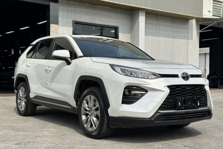 Used Toyota Wildlander 2021 2.0L CVT Two-Wheel Drive Luxury Edition Exterior 4