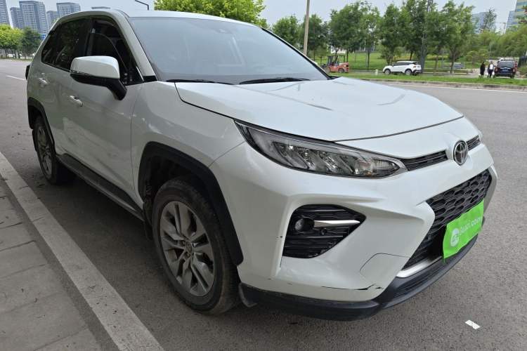 Used Toyota Wildlander 2021 2.0L CVT Two-Wheel Drive Luxury Edition Front Right 45 Deg