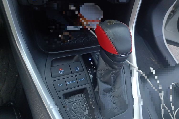 Used Toyota Wildlander 2021 2.0L CVT Two-Wheel Drive Luxury Edition Gear Lever