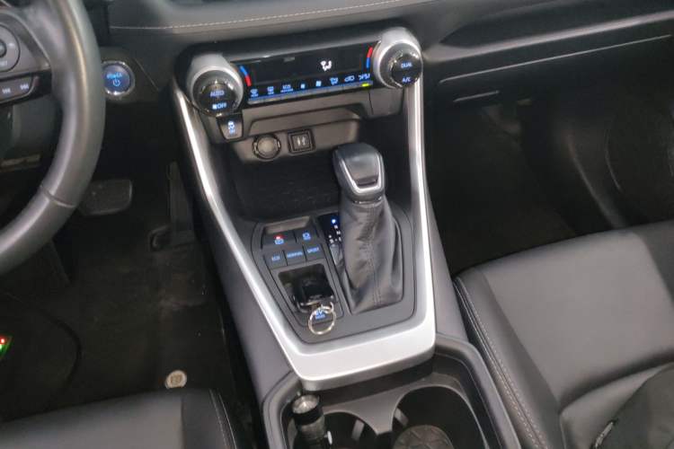 Used Toyota Wildlander 2021 Dual-Engine 2.5L E-CVT Two-Wheel Drive Luxury Edition Gear Lever
