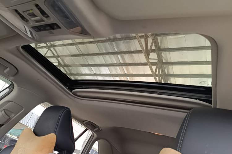 Used Toyota Wildlander 2021 2.0L CVT 4x4 Luxury Edition Headliner