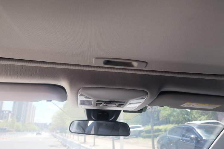 Used Toyota Wildlander 2021 2.0L CVT 4x4 Luxury Edition Headliner