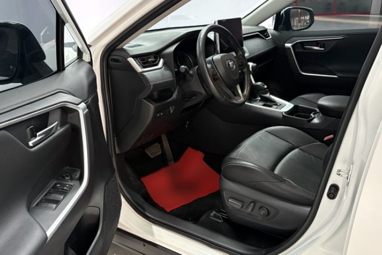 Used Toyota Wildlander 2021 Dual-Engine 2.5L E-CVT Two-Wheel Drive Luxury Edition Interior 1